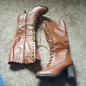 Adorable brown Knee boots