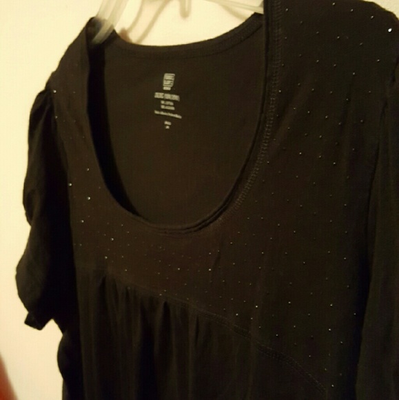 Plus size black shirt - Picture 2 of 2