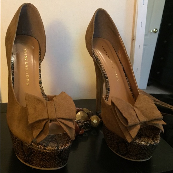 💥Reduced💥💥Brown ultra suede stiletto pump - Picture 2 of 4