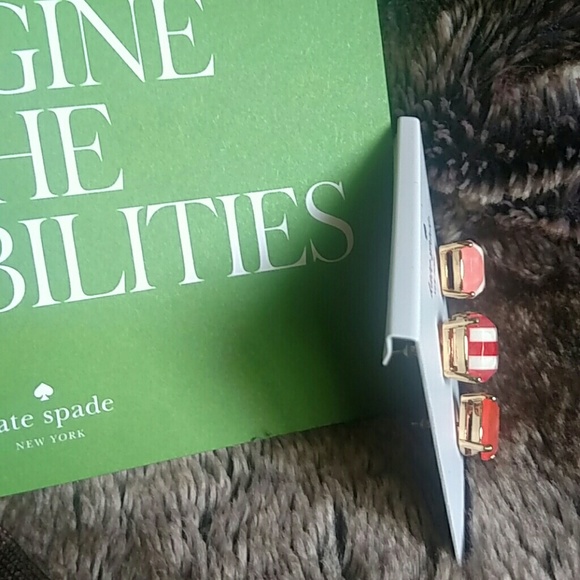 🆕1Left!! Kate Spade 2 Pack Rose Gold 12k GP Studs - Picture 3 of 4