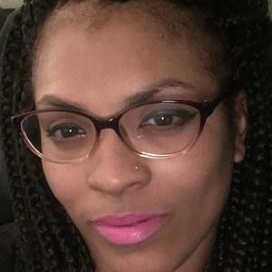 Meet your Posher, Tomeka