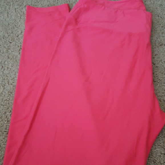 *SOLD* NWOT TC Lularoe leggings