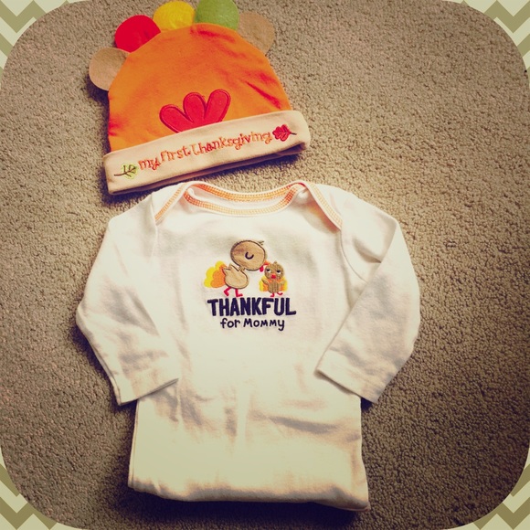 Carter's Other - Adorable Thanksgiving Set- Size 6M