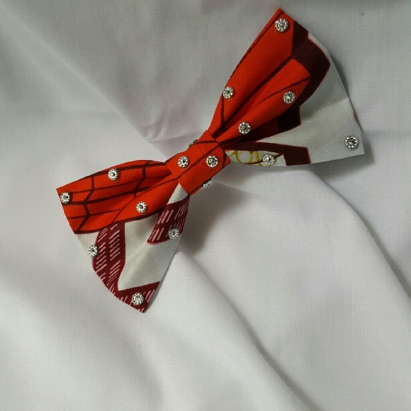 WHITE/ORANGE AFRICAN PRINT HAIR CLIPS HANDMADE