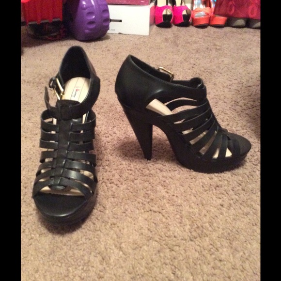 Nice black heel