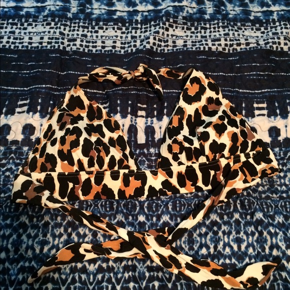 VS Bikini, top xl bottoms large.