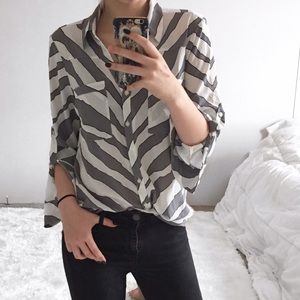 Grey and white Express pattern blouse