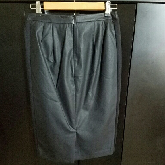 Pencil Skirt - Picture 2 of 4