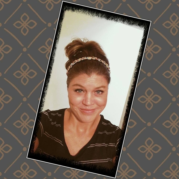 Meet your Posher, Kerry - Picture 1 of 1