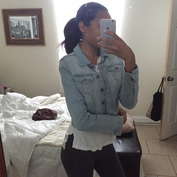 KEEPING ✌🏽✌🏽 - Picture 3 of 4