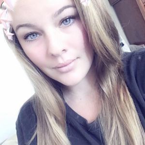 Meet your Posher, Savannah