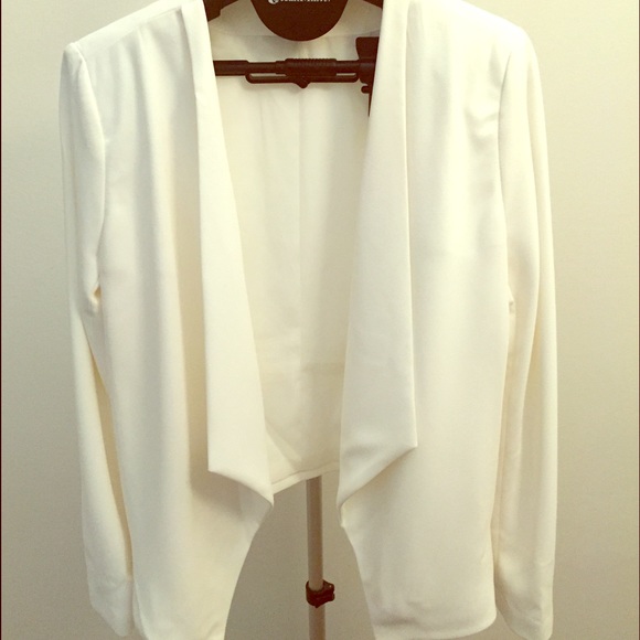 Stylish White Open Blazer - Size S - Never Worn!