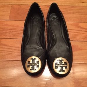 Preowned Tory burch reva quilted flats