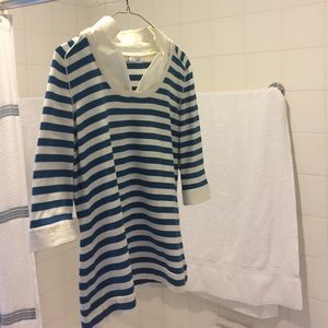 Striped sweater with removable collar