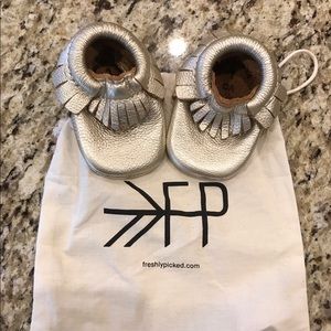 Freshly Picked Size 1 Platinum