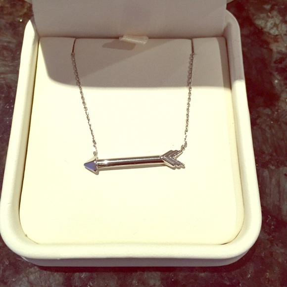 Sterling silver arrow necklace