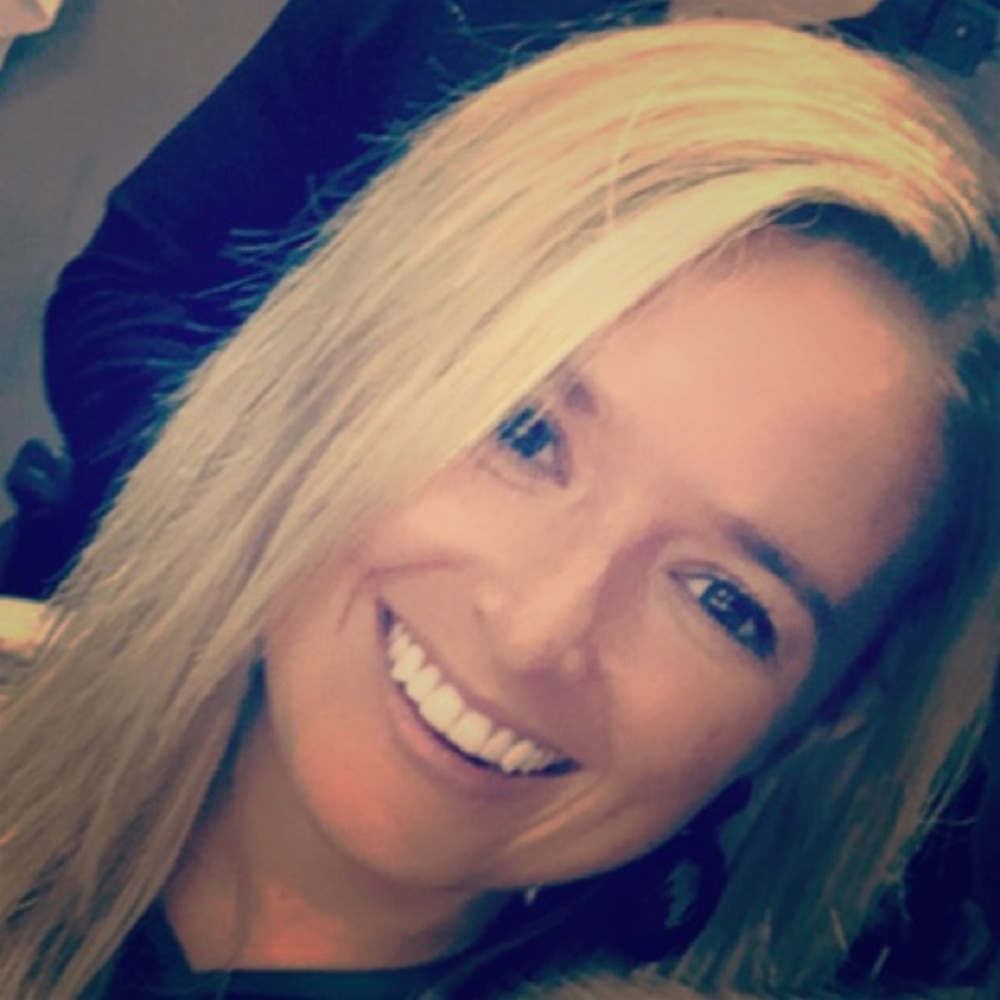 Meet your Posher, Roxanne