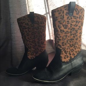 Cheetah print cowboy boots