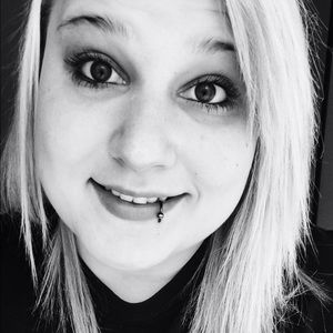 Meet your Posher, Keena