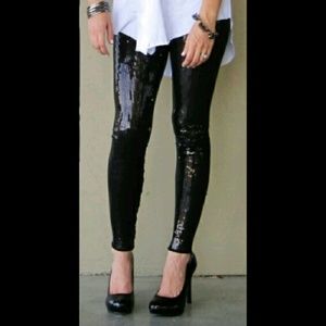 💄FINAL MARKDOWN💄Black Sequin Leggings