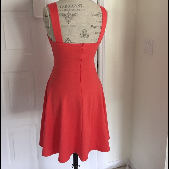 DRESS - Picture 2 of 4