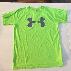 Under armor youth t shirt