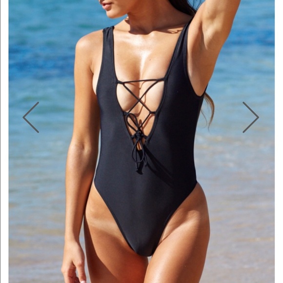 Black "ri ri" one piece swim suit