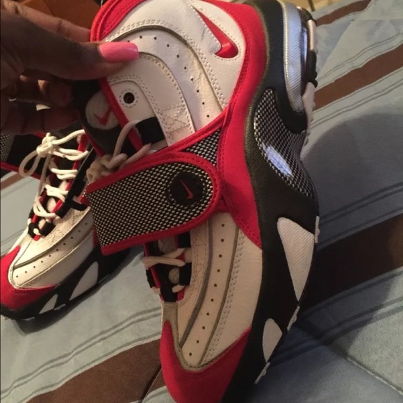 Nike size 8 turbo shoes