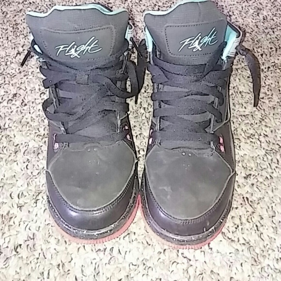 Jordans - Picture 2 of 4