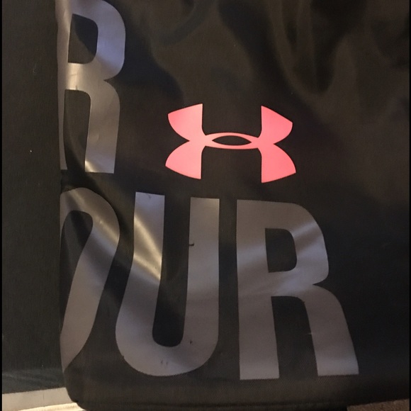 Under Armour Handbags - Like new under armour gym bag