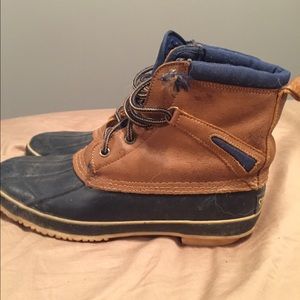 Duck boots