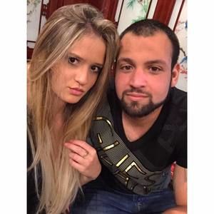 Meet your Posher, Larissa