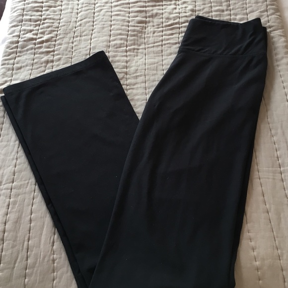 NIKE DRI FIT YOGA PANTS
