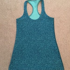 Lululemon tank