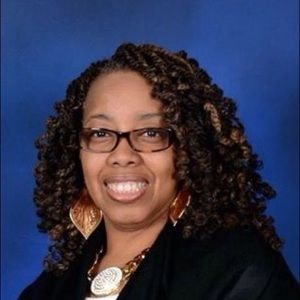 Meet your Posher, Dorcella