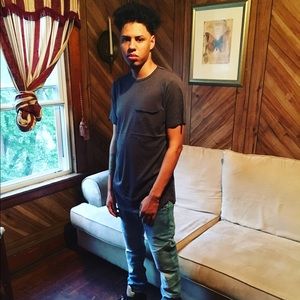 Meet your Posher, Edwin