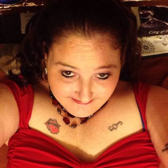 Meet your Posher, Lisa - Picture 1 of 1