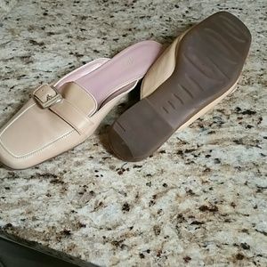 Anne Klein ifex shoes.