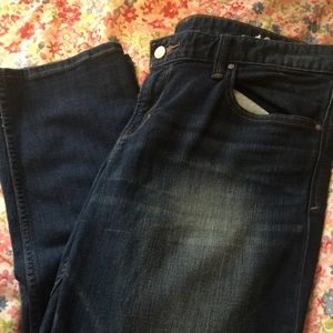 Gap women's 1969 Jeans real straight size 32