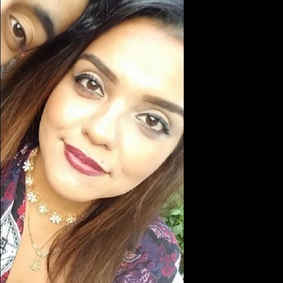 Meet your Posher, Angelica