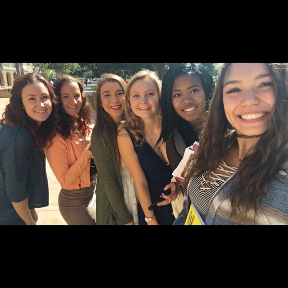 Meet your Posher, Amanda - Picture 1 of 1