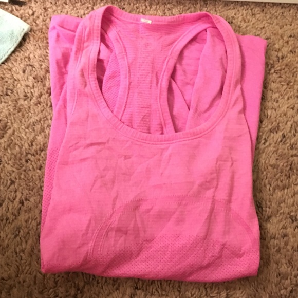 Lulu lemon athletic top!