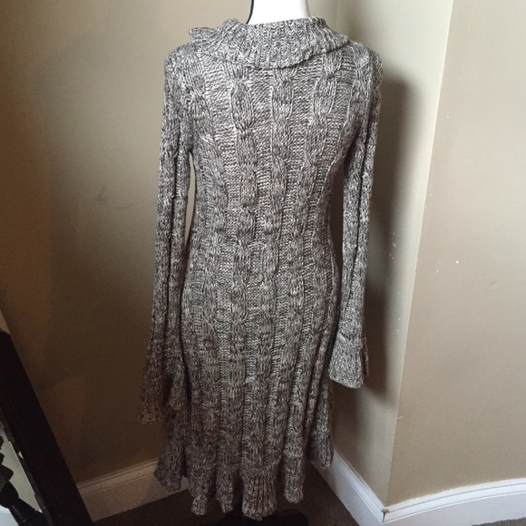 Sale🎉INC Sweater - Picture 3 of 4