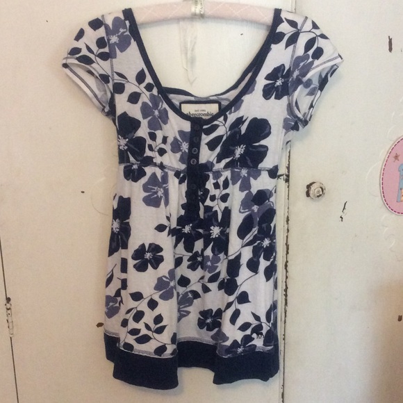 Abercrombie kids top