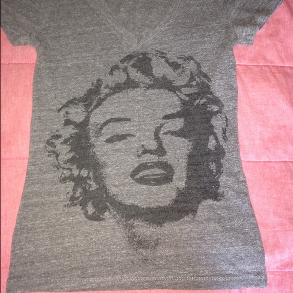 Shirt - Picture 2 of 2