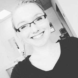 Meet your Posher, Abigail