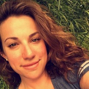 Meet your Posher, Pamela