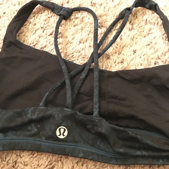 Lulu lemon sports bra!