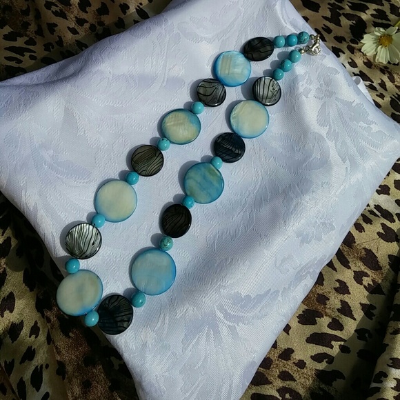 Beaded Necklace - Picture 3 of 3