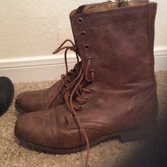 Combat boot bundle! - Picture 2 of 3